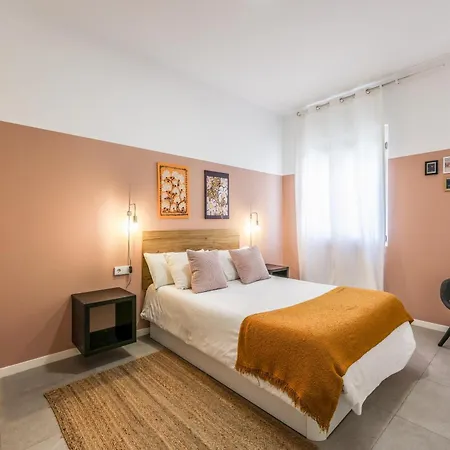 Cerca De La Playa Malvarrosa 3a بيت ضيافة فالنسيا